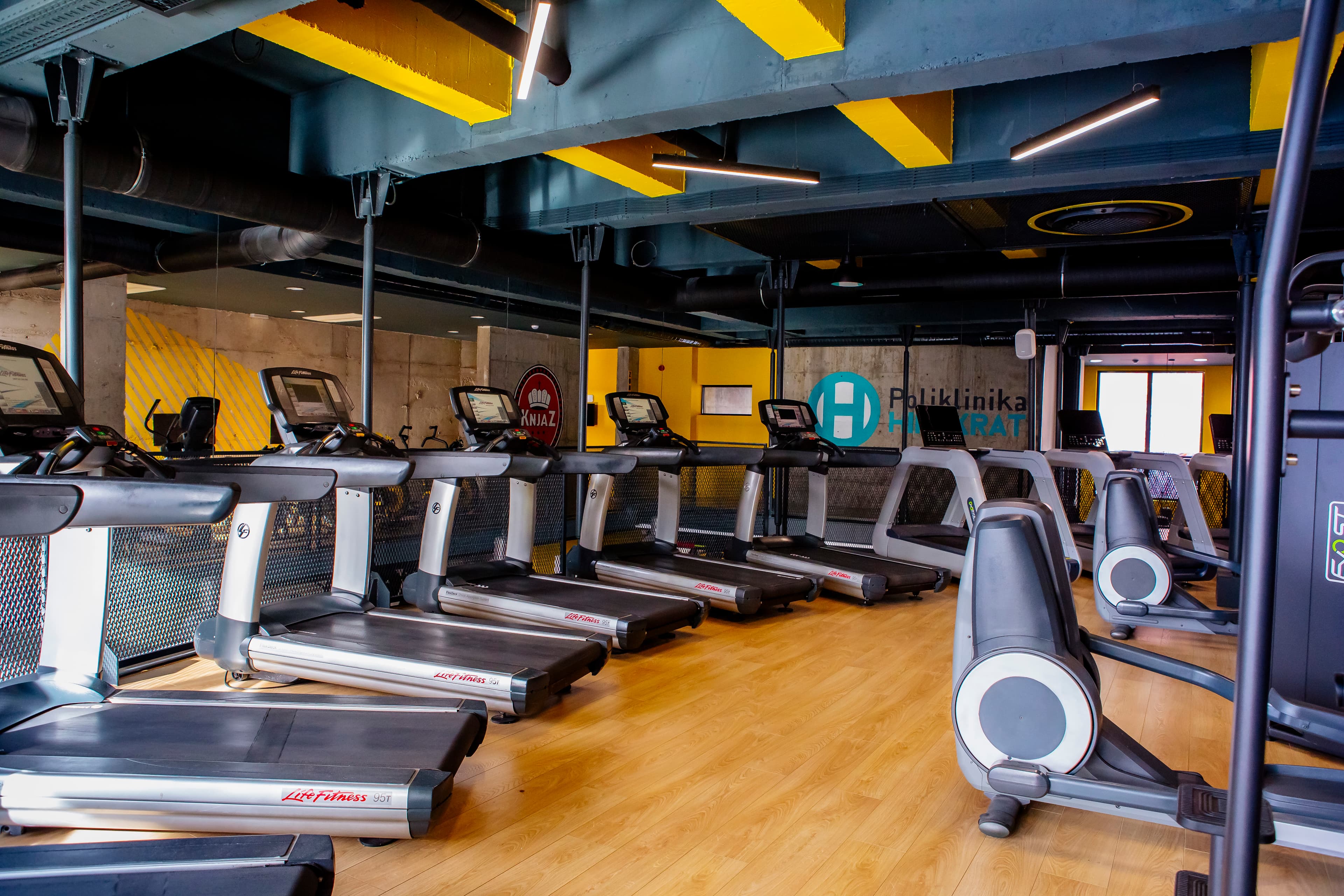 Oprema iz teretane, trake za trčanje